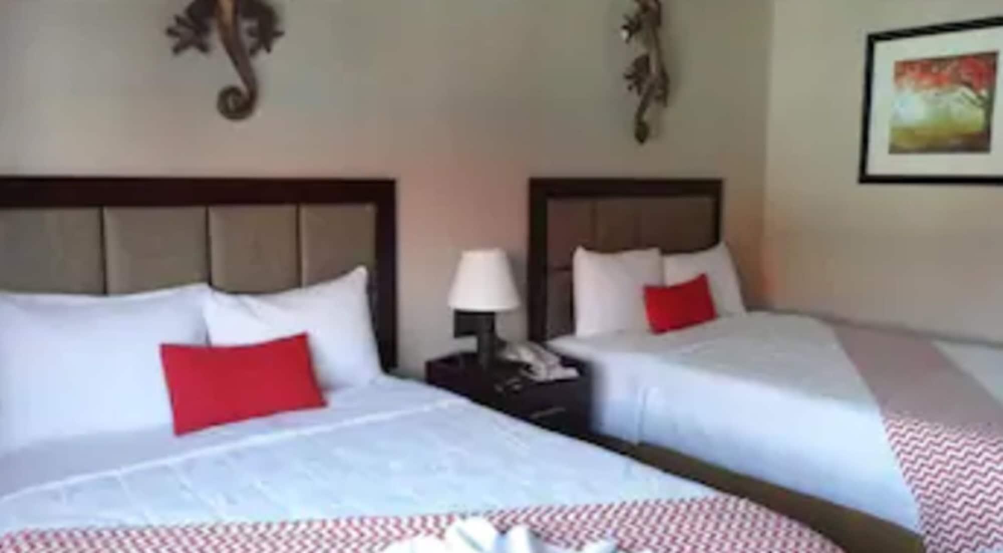 Ramada Tikal Isla De Flores Hotel Dış mekan fotoğraf